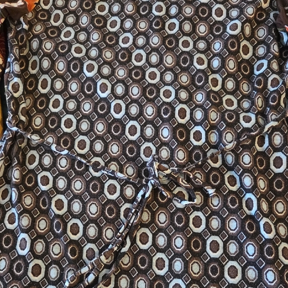 Rose Dimple Bohemian Floral V-Neck Blouse - Picture 9 of 13